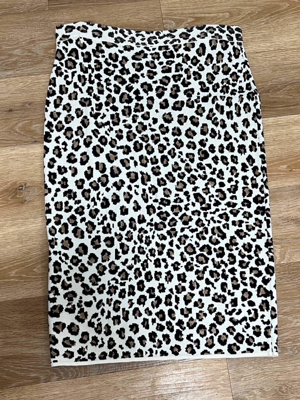 Versace Soft Knit White Leopard Print Pencil Skirt